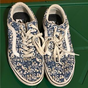 Vans Navy and White Graphic Sneakers